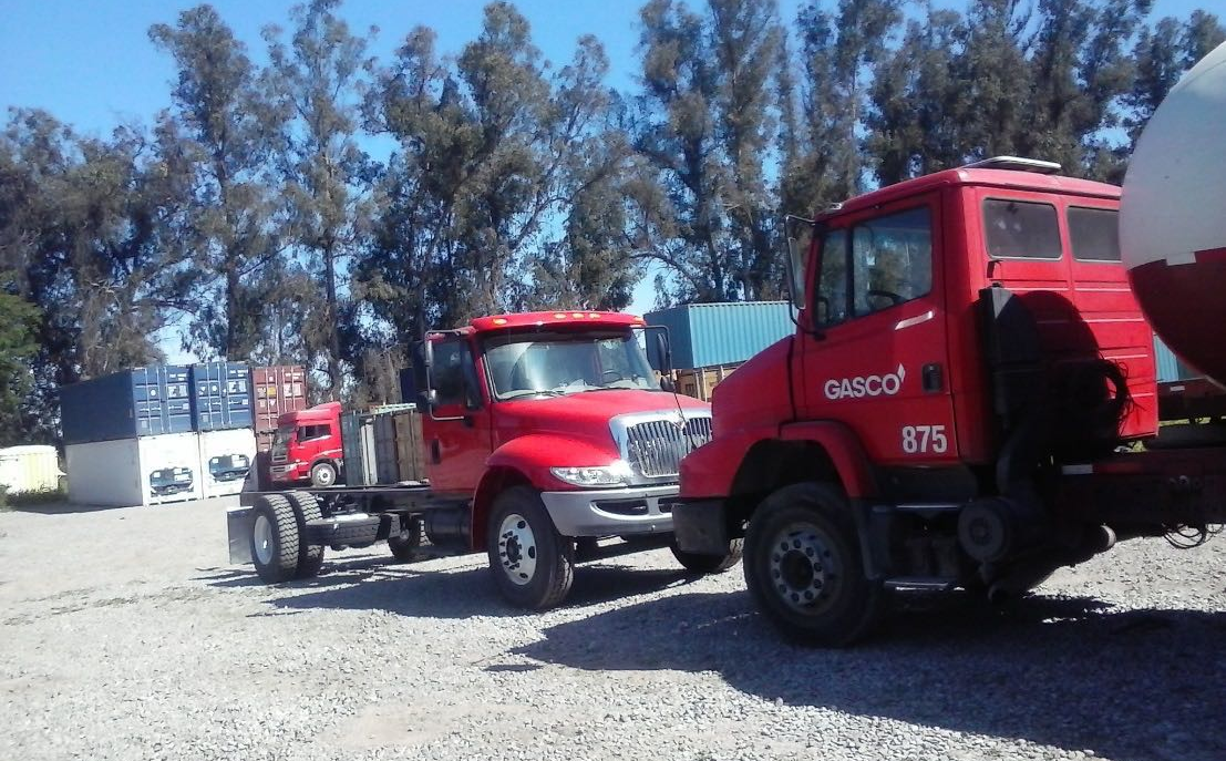logistica en multiples camiones granel